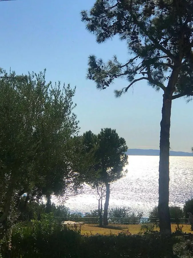 Halkidiki Trikorfo Luxury Maisonette 基拉奇尼