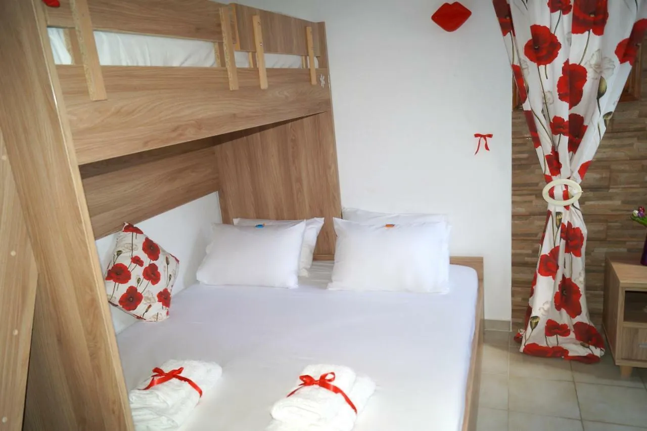 Halkidiki Trikorfo Luxury Maisonette 基拉奇尼